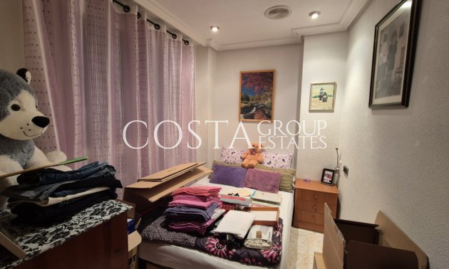 Resale - Apartments -
Torrevieja - Torrevieja Centro