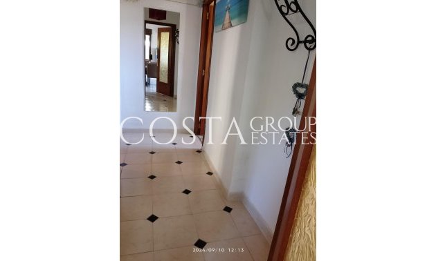 Revente - Villa -
Torrevieja - Torrevieja Centro