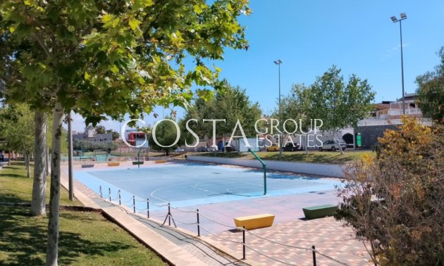 Revente - Villa -
Torrevieja - Torrevieja Centro