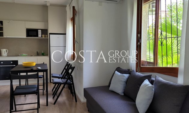 Revente - Villa -
Torrevieja - Torrevieja Centro