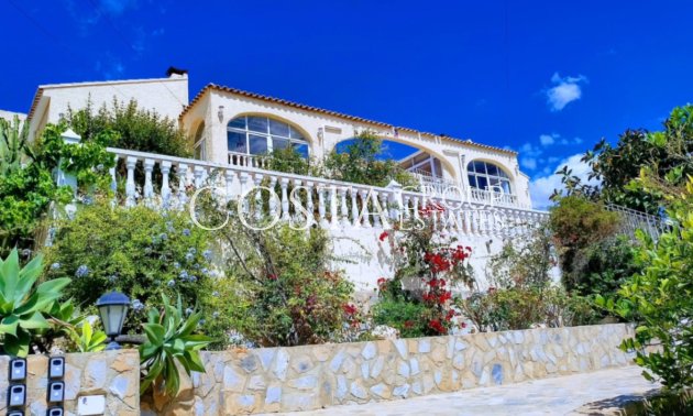 Revente - Villa -
Torrevieja - Torrevieja Centro
