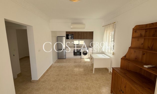 Resale - Villa -
Torrevieja - Torrevieja Centro