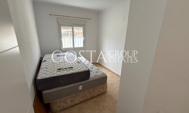 Resale - Villa -
Torrevieja - Torrevieja Centro