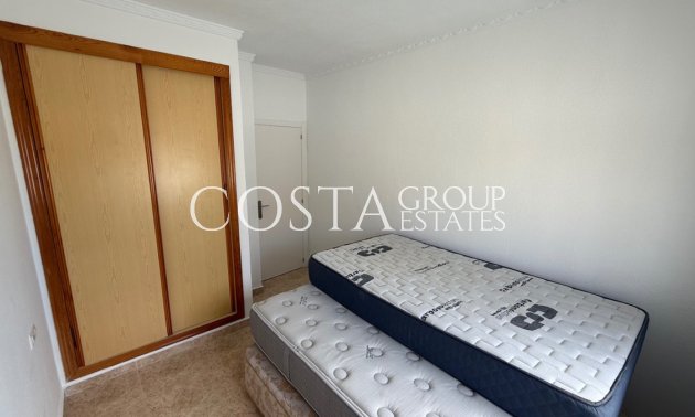 Resale - Villa -
Torrevieja - Torrevieja Centro