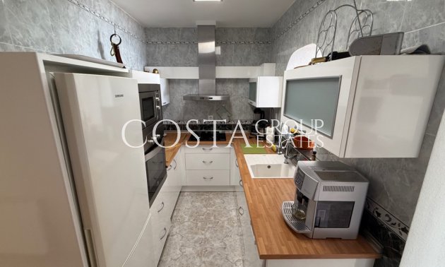 Resale - Villa -
Torrevieja - Torrevieja Centro