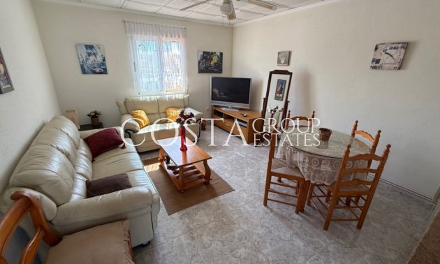 Resale - Villa -
Torrevieja - Torrevieja Centro