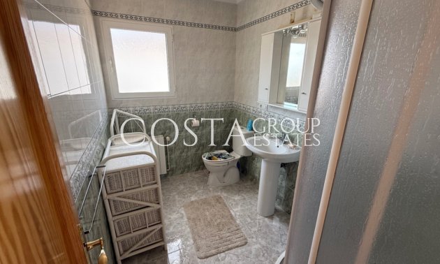 Resale - Villa -
Torrevieja - Torrevieja Centro