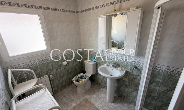 Resale - Villa -
Torrevieja - Torrevieja Centro