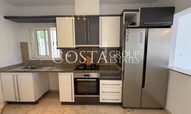 Resale - Villa -
Orihuela - Las Ramblas Golf