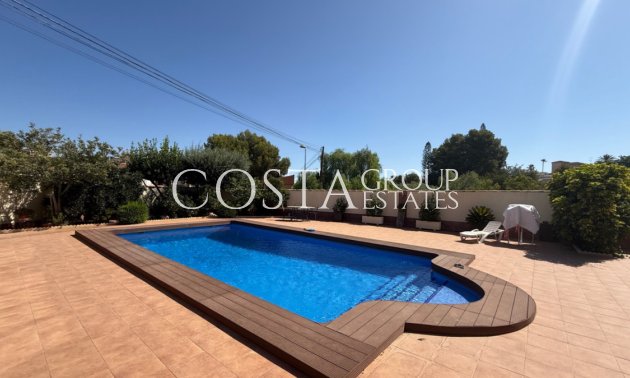 Herverkoop - Villa -
Torrevieja - Torrevieja Centro