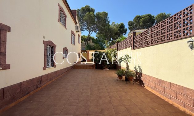 Herverkoop - Villa -
Torrevieja - Torrevieja Centro