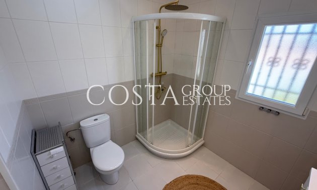 Wiederverkauf - Villa -
Torrevieja - Torrevieja Centro