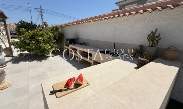 Wiederverkauf - Villa -
Torrevieja - Torrevieja Centro