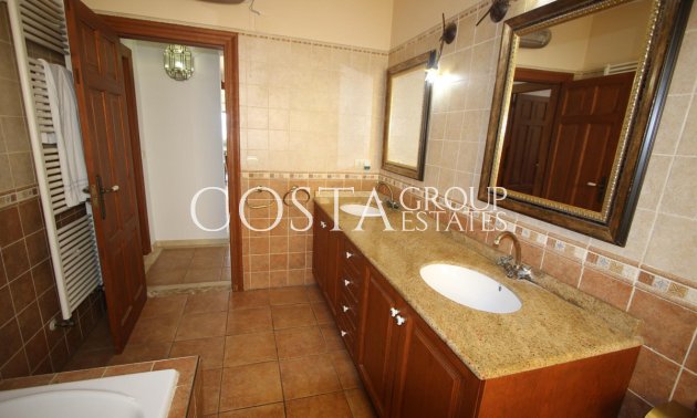 Herverkoop - Villa -
Altea - Altea Centro