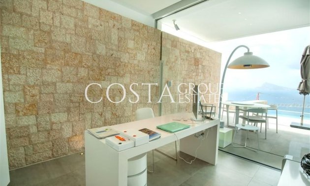 Odsprzedaż - Willa -
Calpe - Calpe Centro