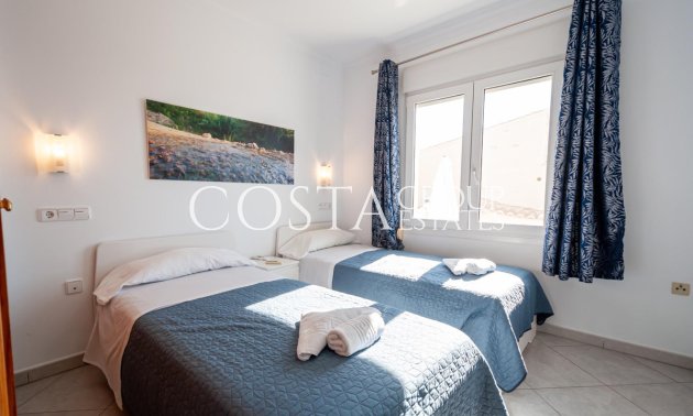 Odsprzedaż - Willa -
Calpe - Calpe Centro
