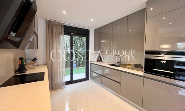 Revente - Villa -
Orihuela - Dehesa de Campoamor