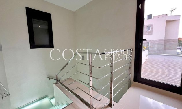 Revente - Villa -
Orihuela - Dehesa de Campoamor