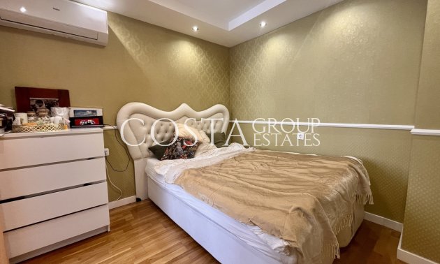 Resale - Apartments -
Torrevieja - Torrevieja Centro