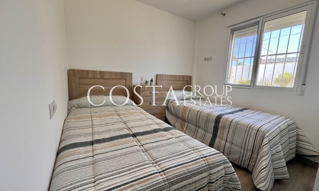 Revente - Villa -
Alcantarilla - Alcantarilla Centro