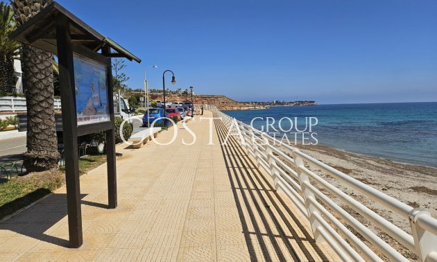 Resale - Villa -
Orihuela - Cabo Roig