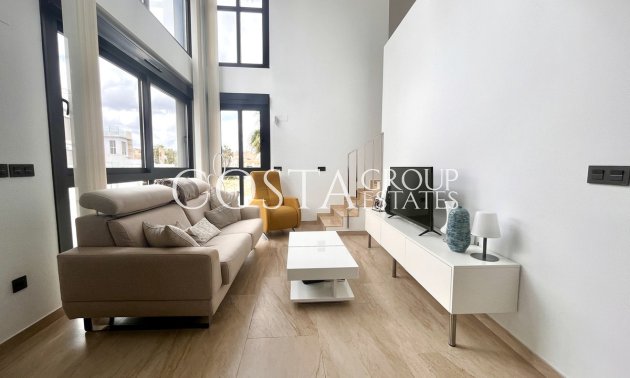 Resale - Villa -
Orihuela - Villamartin