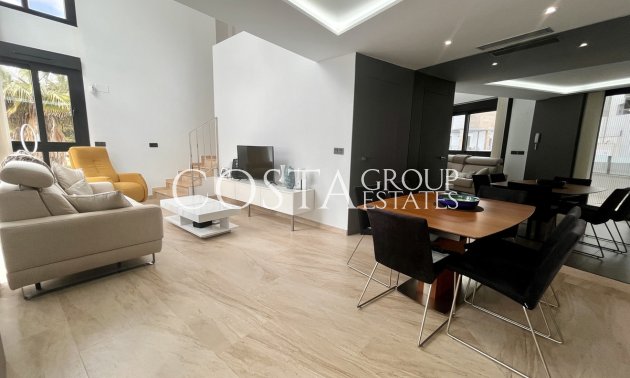 Resale - Villa -
Orihuela - Villamartin