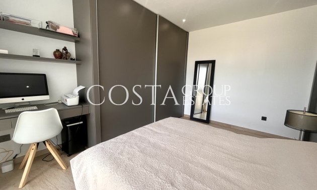 Resale - Villa -
Orihuela - Villamartin