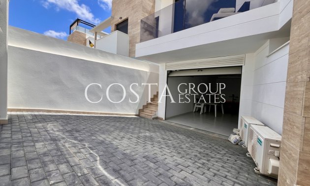 Resale - Villa -
Orihuela - Villamartin