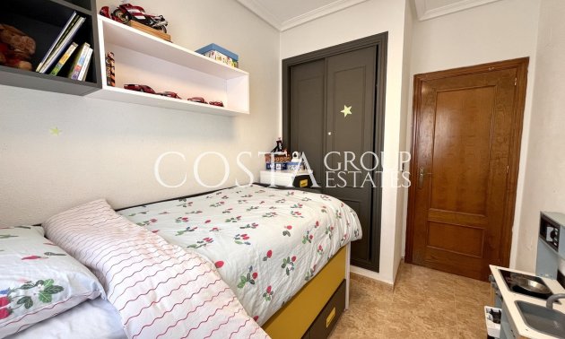 Revente - Maison -
Orihuela - Villamartin