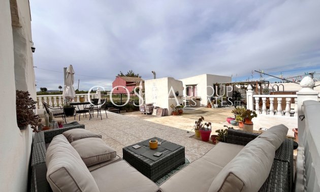 Wiederverkauf - Villa -
Dolores - Dolores Centro