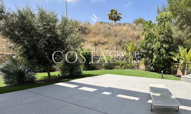 Odsprzedaż - Willa -
Orihuela - Las Colinas Golf