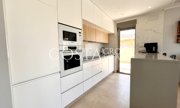 Resale - Apartments -
Pilar de la Horadada - Torre De La Horadada
