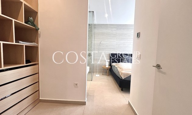 Resale - Villa -
Torrevieja - Torrevieja Centro