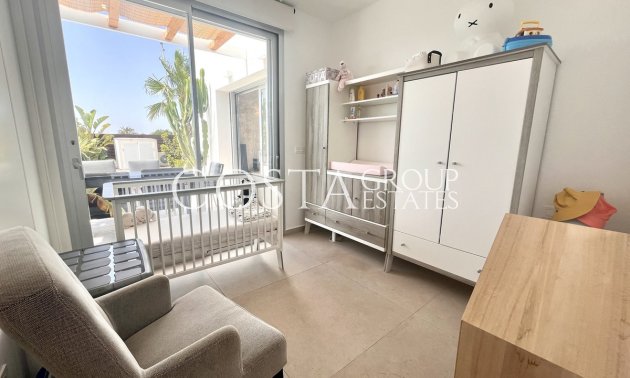 Resale - Villa -
Torrevieja - Torrevieja Centro