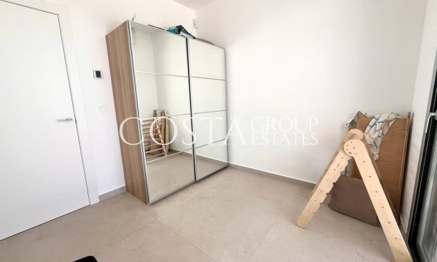 Resale - Villa -
Torrevieja - Torrevieja Centro