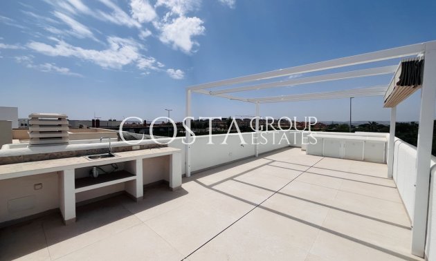Resale - Villa -
Torrevieja - Torrevieja Centro