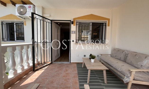 Resale - House -
Orihuela - Playa Flamenca