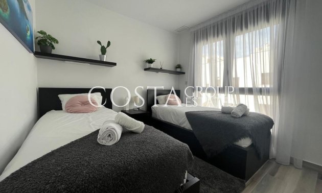 Resale - Villa -
Orihuela - Los Balcones