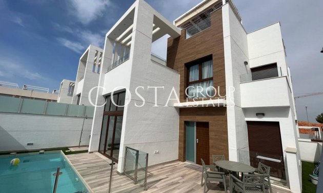 Resale - Villa -
Orihuela - Los Balcones