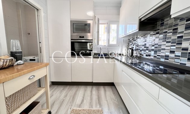 Resale - Villa -
Orihuela - Cabo Roig