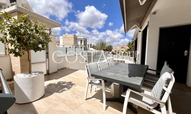 Resale - Villa -
Orihuela - Los Dolses