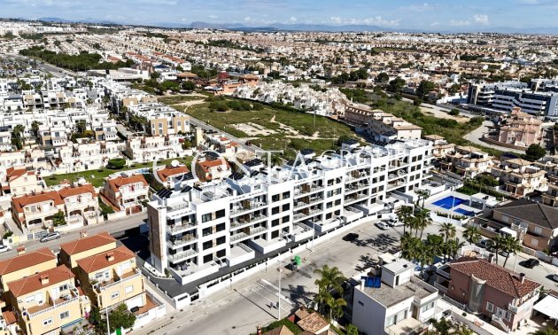 Odsprzedaż - Apartments -
Orihuela - La Zenia