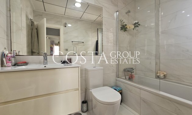 Resale - Villa -
Orihuela - Villamartin