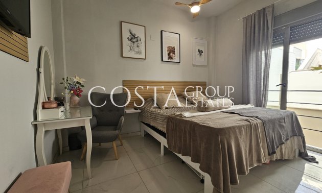 Resale - Villa -
Orihuela - Villamartin