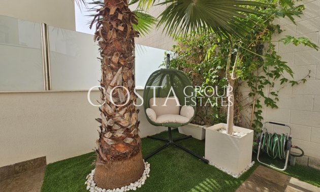 Resale - Villa -
Orihuela - Villamartin