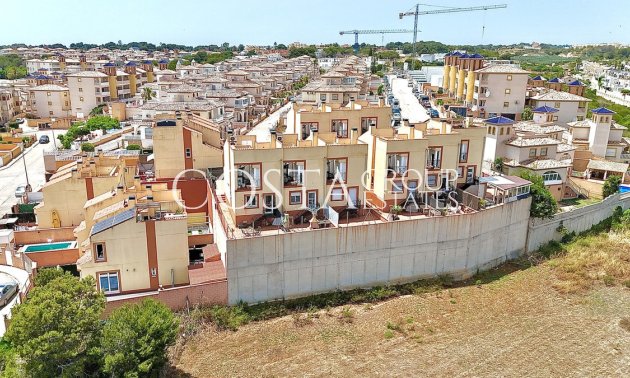 Wiederverkauf - House -
Orihuela - Cabo Roig