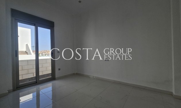 Resale - Villa -
Orihuela - Villamartin