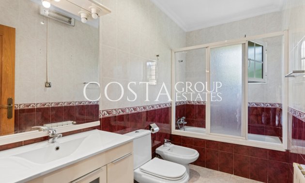 Resale - Villa -
Orihuela - Los Balcones