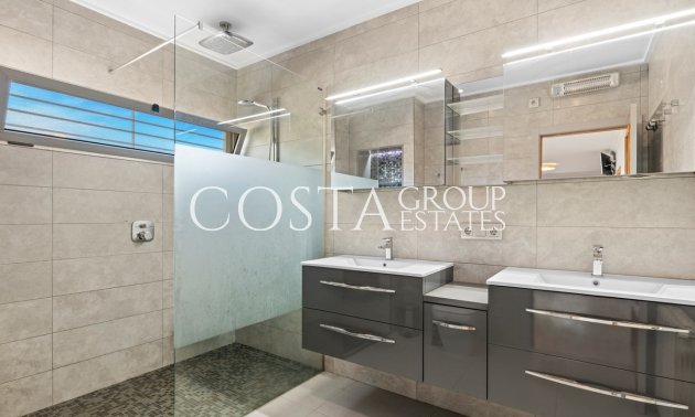 Resale - Villa -
Orihuela - Los Balcones